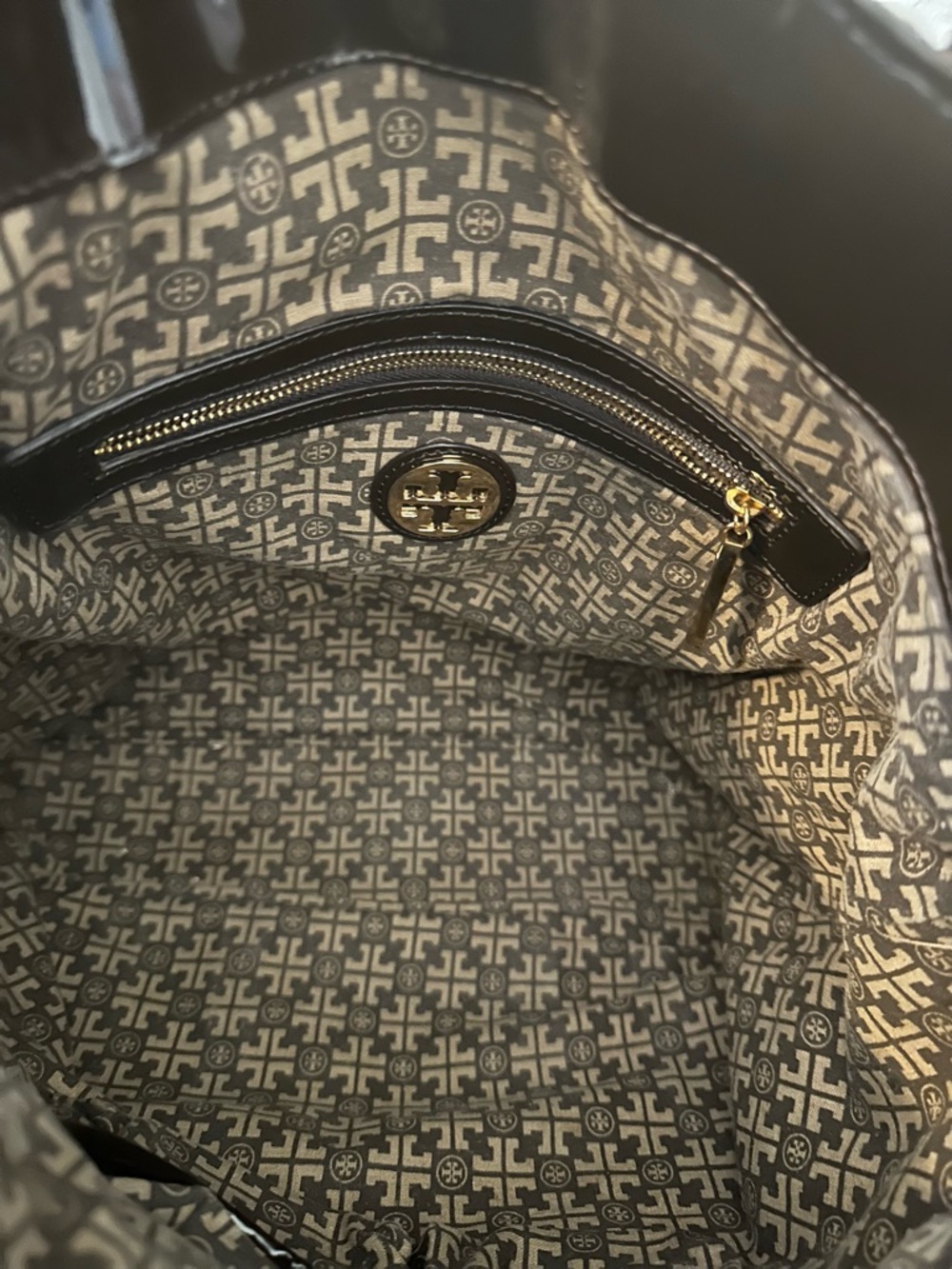 Rare Tory Burch "Nico" Satchel – Brown Suede & Patent Leather - Picture 4 of 7